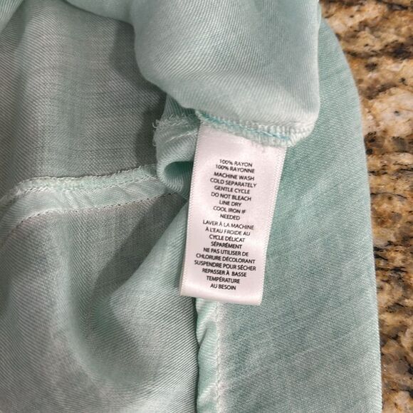 Beachlunchlounge Aqua Roll Tab Sleeve Button Down Shirt Size XS - Picture 5 of 8